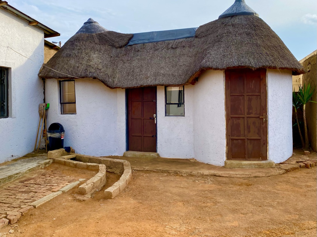 Tae Bettys Zuhause in Südafrika — zwischen zwei Welten