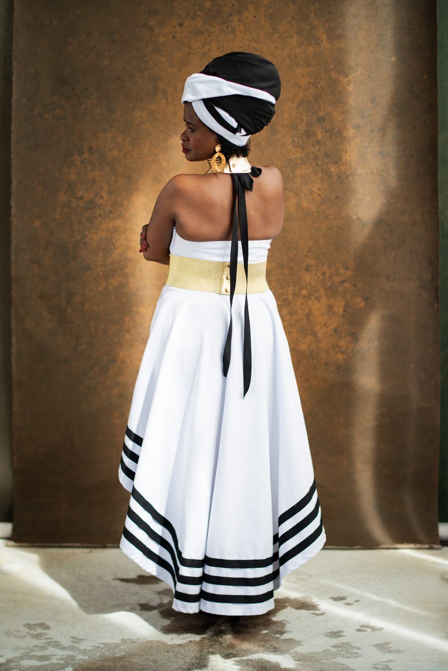 Tae Betty in traditioneller Robe